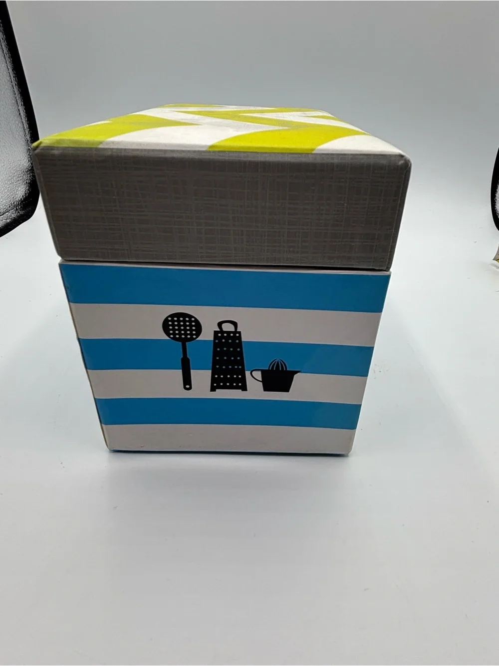 CR GIBSON Hinged Recipe Box CARDS & Dividers Kitchen Gear MCM Style